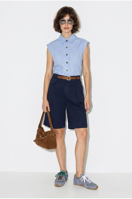 High-Waist Belted Tailored Shorts - Image 3