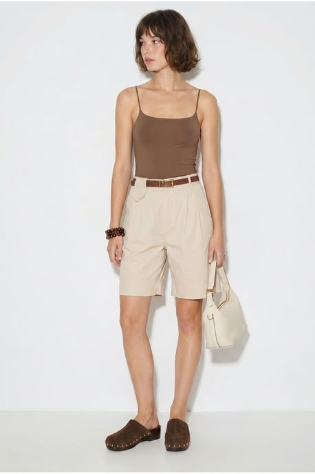High-Waist Belted Tailored Shorts - Image 4