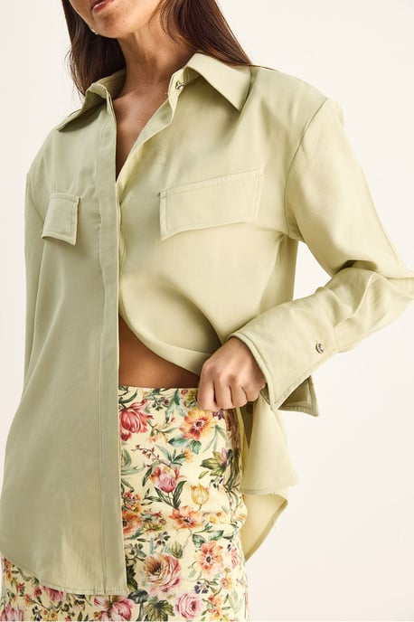 Dames Regular-fit Woven Crepe Blouse - Image 4