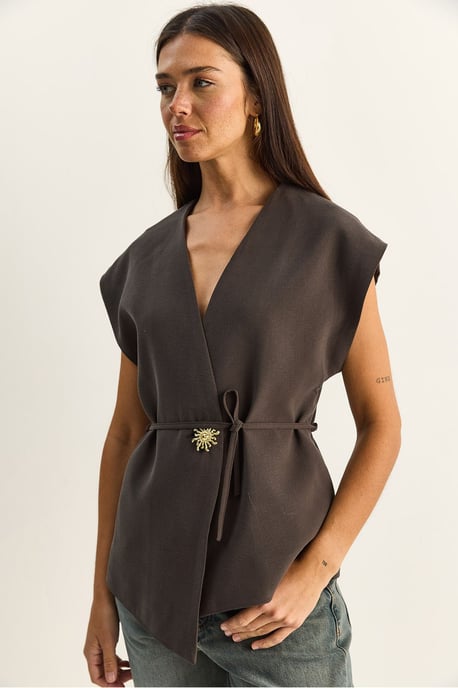 Belted V-Neck Crepe Waistcoat - Image 4
