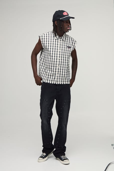 Studded Carpenter Stacked Slim Flared Jeans - Image 4