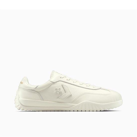 Women's Converse Run Star Trainer Gold Classic Low Top Trainers in 286-Egret/Egr - Image 1