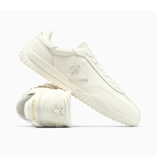 Women's Converse Run Star Trainer Gold Classic Low Top Trainers in 286-Egret/Egr - Image 4
