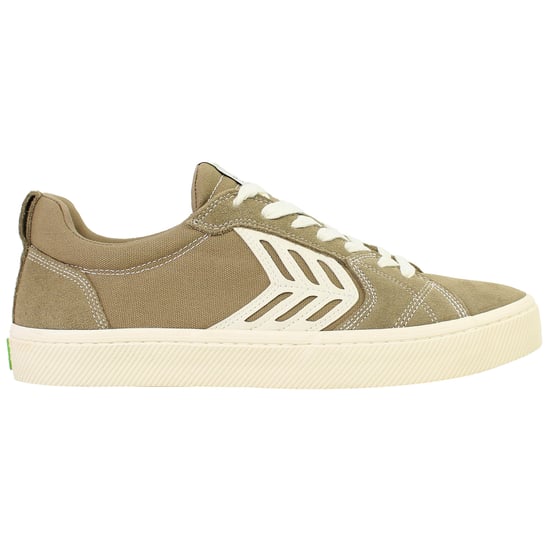 Cariuma Catiba Pro Skate Unisex Sand Plimsolls - Image 1