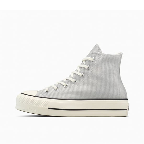 Women's Converse Chuck Taylor All Star Lif High Top Trainers in 102-White/Egr - Image 2