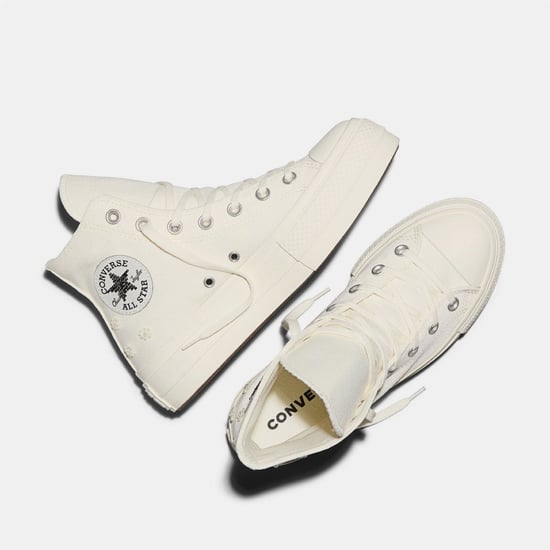 Women's Converse Chuck Taylor All Star Lif Platform Trainers in 286-Egret/Egr - Image 4