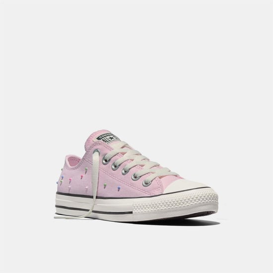 Men's Converse Adults Chuck Taylor All Star Low Top Trainers in 668-New Found - Image 4