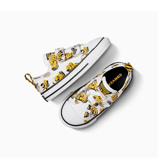 Boys Converse Kids Chuck Taylor All Star Con Canvas Trainers in 102-White/Bla - Image 4