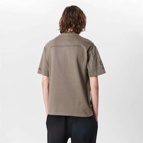Men's Balenciaga T-Shirt in Taupe/Black - Image 4