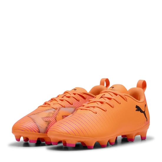 Boys Puma Kids Future 8 Play Firm Ground Football Boots in Ht Fr-Blk-Rvsh - Image 1
