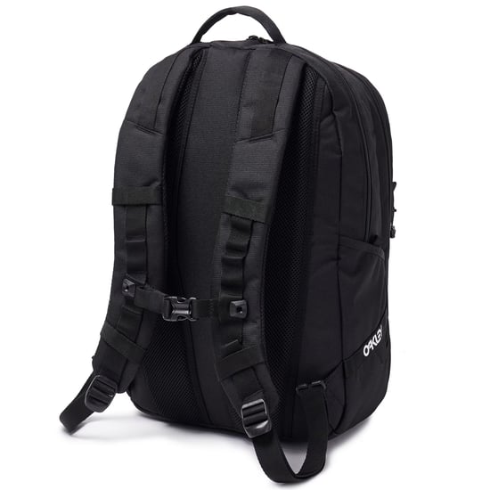 Oakley 17.5L Street Skate Black Backpack - Image 3