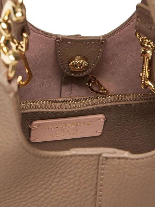 Coccinelle Handtas Warm Taupe - Image 4