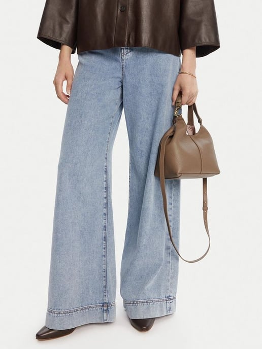 Coccinelle Handtas Warm Taupe - Image 5