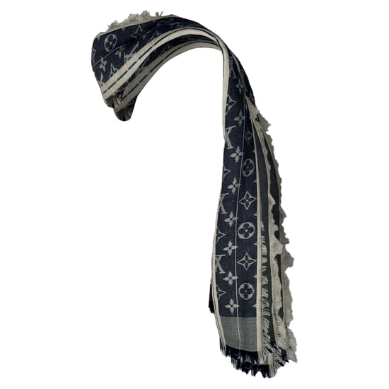 Louis Vuitton Monogram Scarf in Multicolor Silk - Image 4