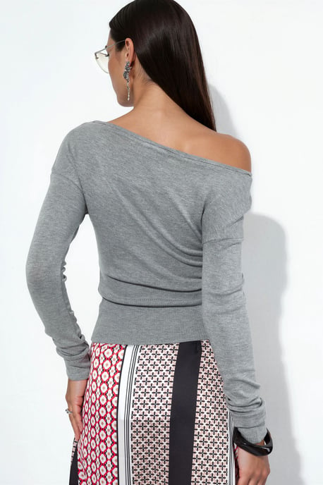 Women's Cropped Ribbed Crew Neck Sweater - Image 3