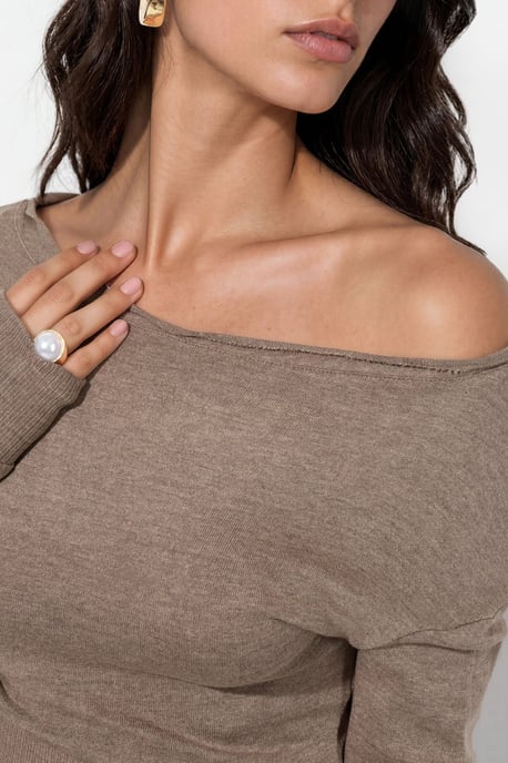 Women's Cropped Ribbed Crew Neck Sweater - Image 4