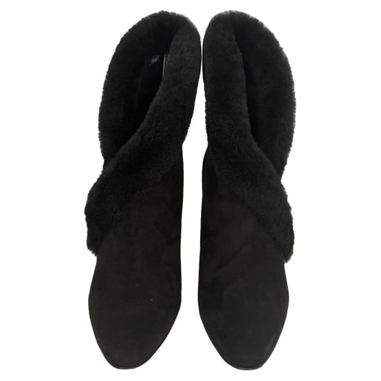 Manolo Blahnik Nestanu 105 Ankleskor med pälsdetalj i svart mocka - Image 2