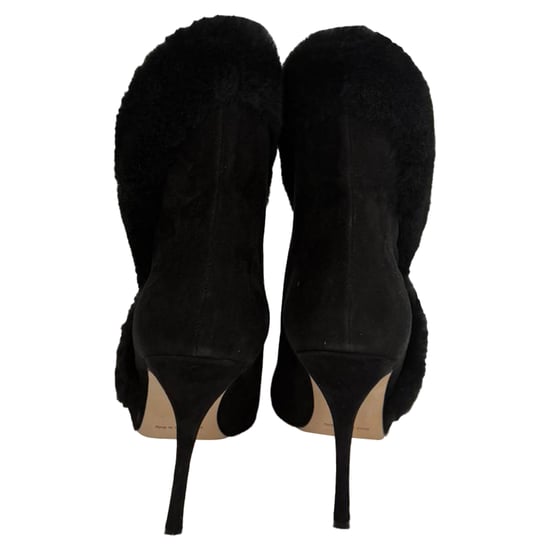 Manolo Blahnik Nestanu 105 Ankleskor med pälsdetalj i svart mocka - Image 3
