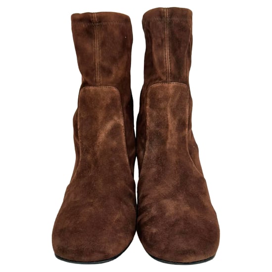 Stuart Weitzman Sleek 60 Enkellaarsjes in Bruin Suède - Image 2