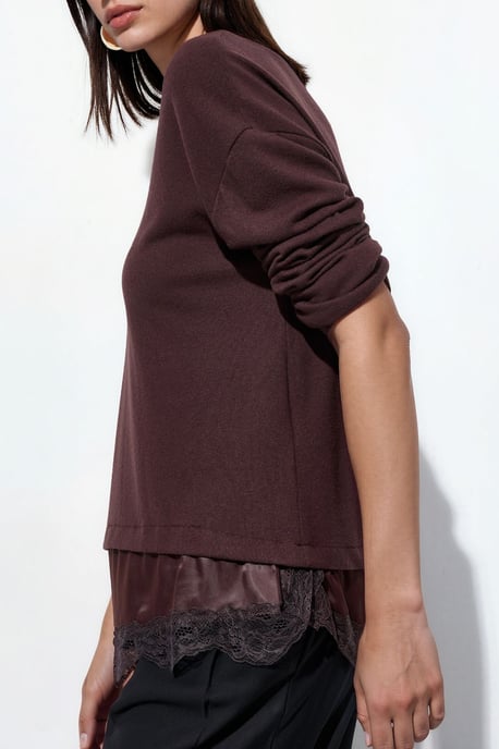 Women’s V-neck Knit Sweater - Image 4