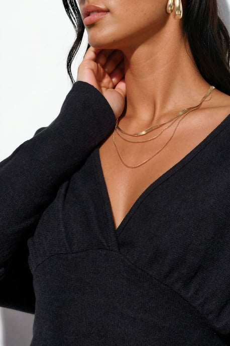 Women's V-neck Crop Knit Wrap Top - Image 3
