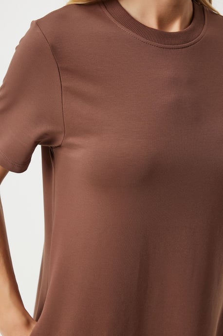 Midi Dress with Short Sleeves and Crew Neck - Image 4