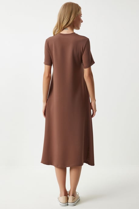 Midi Dress with Short Sleeves and Crew Neck - Image 5