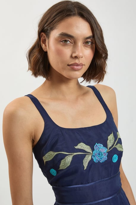 Embroidered Detail Organdie Midi Dress - Image 4