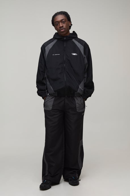 Boxy Fit Colour Block M Star Hooded Jacket - Image 4