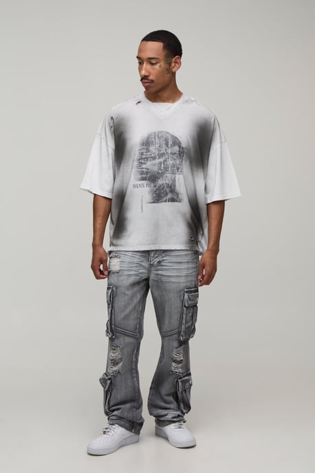 Crease Wash Slim Flare Cargo Jeans - Image 4