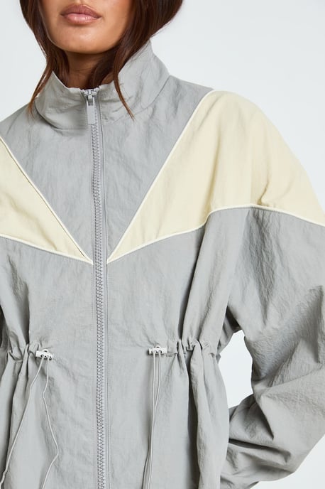 Cinched Waist Panelled Funnel Neck Jacket - Image 4