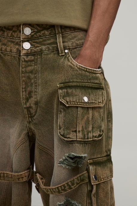 Parachute Extreme Washed Multi Cargo Ripped Shorts - Image 3