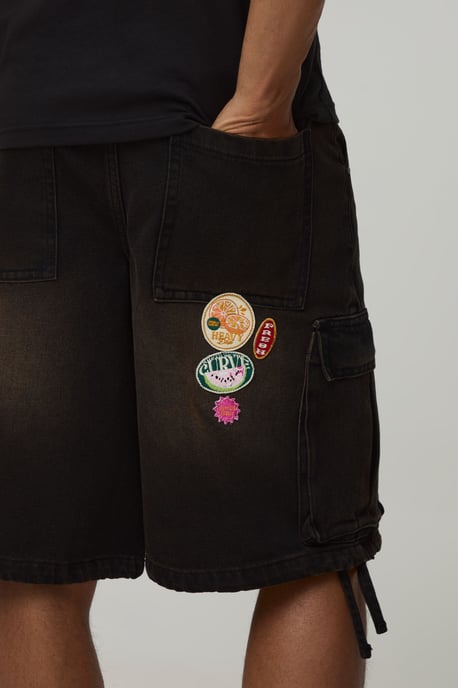 Baggy Applique Cargo Denim Shorts - Image 3