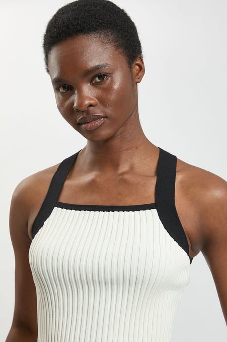 Block Colour Racked Rib Knitted Sleeveless Top - Image 4