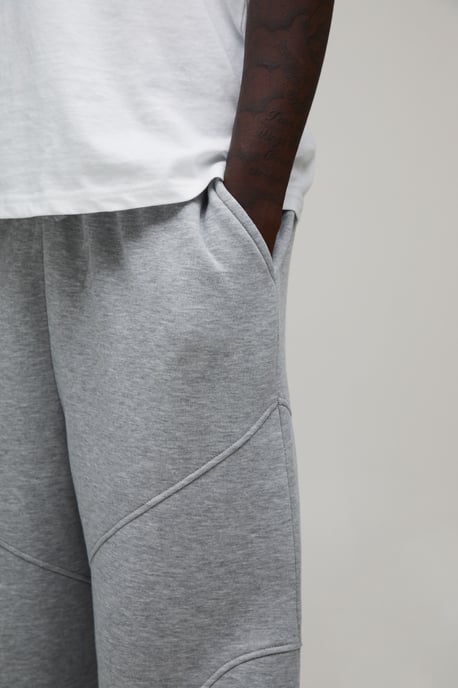 Extreme Wide Leg Exposed Seam Toggle Hem Jogger - Image 3