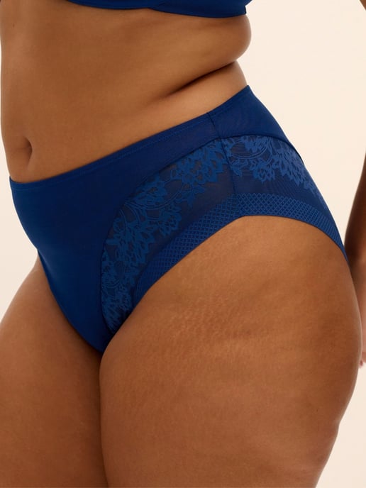 Nerina High Leg Brief - Image 3