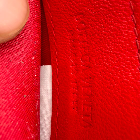 Bottega Veneta Intreciatto Card Holder in Red Leather - Image 5