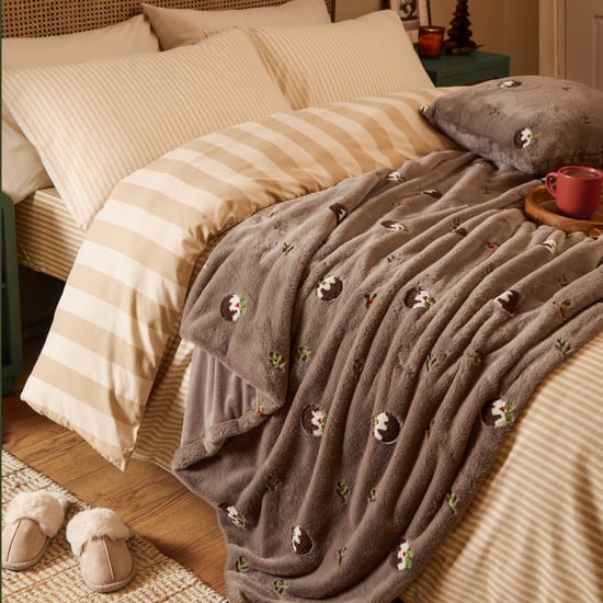 Furn Festive Puddings Faux Fur Throw, Mocha - Image 1