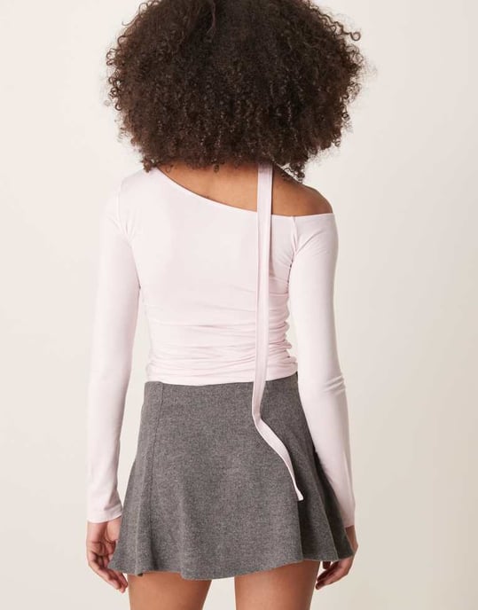 Gina Tricot jersey asymmetrisk topp med knyt i ljusrosa - Image 4