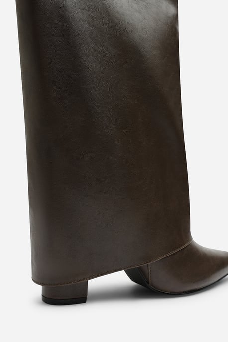Wheres That From Womens Makenzie Fold Down Knee High Heeled Shark Boots - Image 2