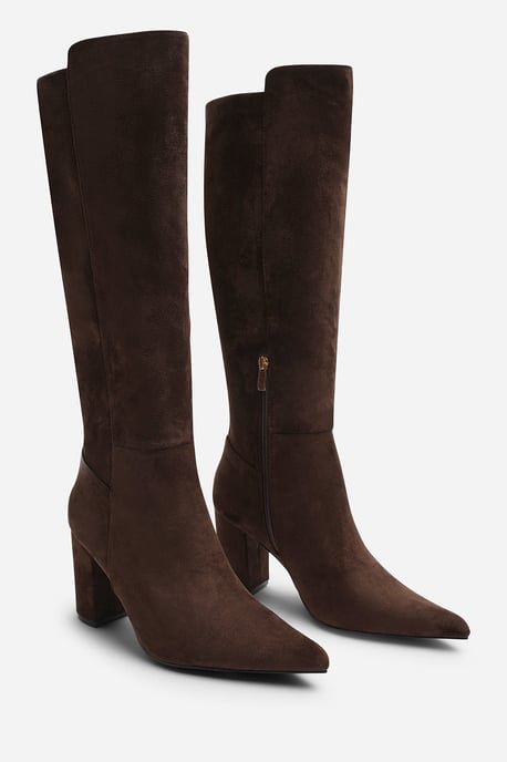 Wheres That From Womens Georgina Stretch Suede Knee High Pointed Boots - Image 3
