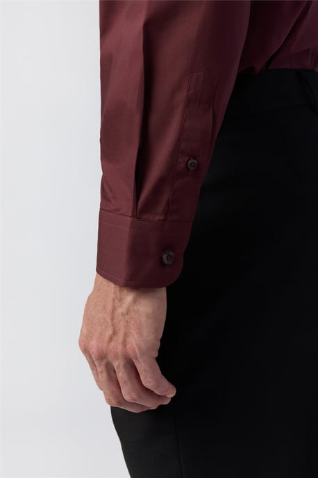 Long Sleeve Cutaway Collar Tailored Formal Shirt in Wine - Image 3