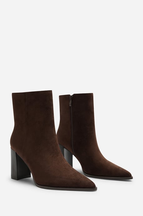 Wheres That From Womens Daryna Stacked Heel Pointed Ankle Boot - Image 3
