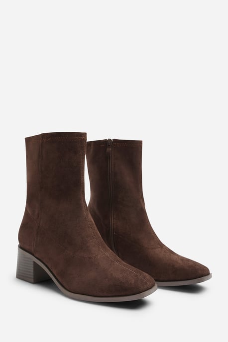 Wheres That From Womens Fioren Square Low Block Heel Stretch Ankle Sock Boot - Image 3