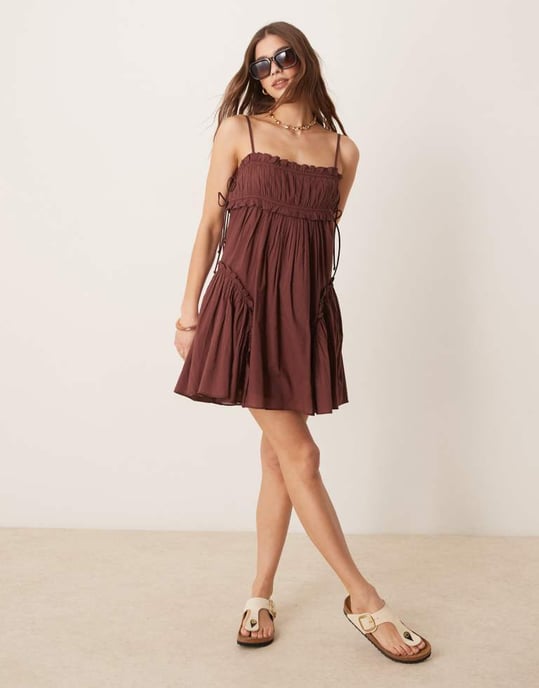 ASOS DESIGN babydoll-miniklänning med volang i choklad - Image 3