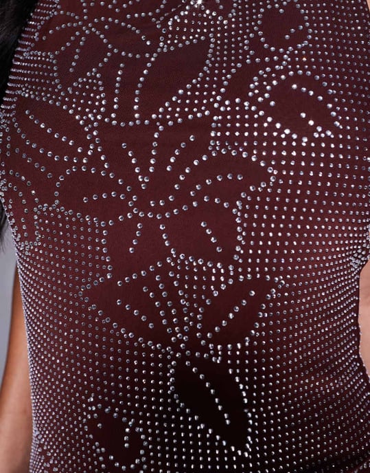 ASOS DESIGN blommig hotfix paljett ärmlös höghalssnittad miniklänning i choklad - Image 3
