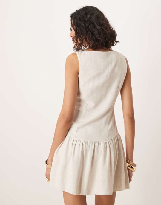 ASOS DESIGN drop waist flare minibjörnklänning i havre - Image 4