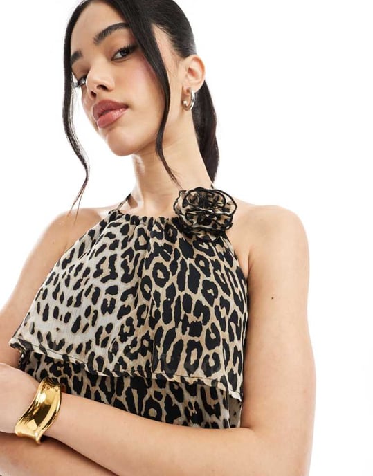 Pieces volang lager mini klänning med corsage detaljer i leopardmönster - Image 2