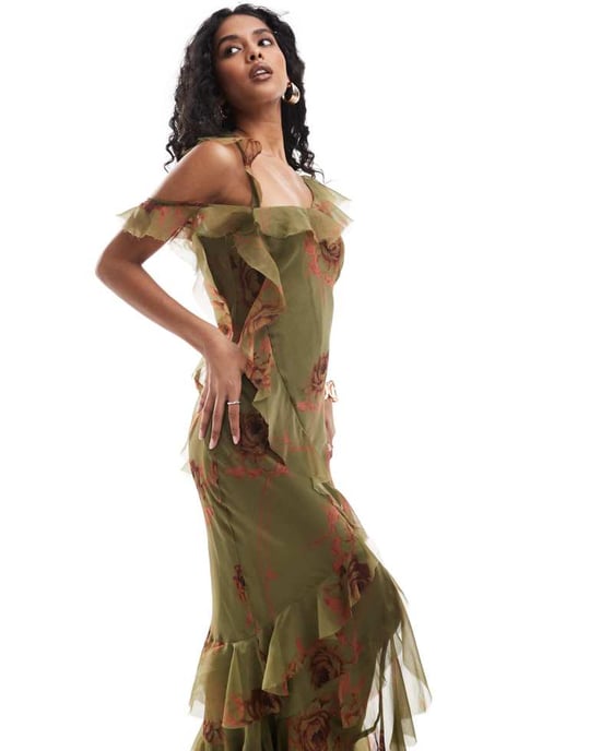 ASOS DESIGN asymmetrisk axel snedskuren maxiklänning med volangdetaljer i blommönster - Image 3
