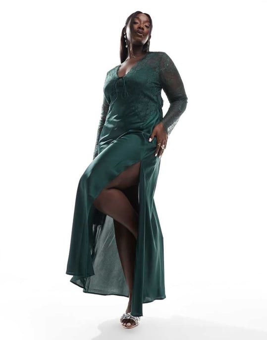 ASOS DESIGN Curve satin- och spetsblandning bias maxi klänning med snörning fram och urtagning bak i djupgrön - Image 2